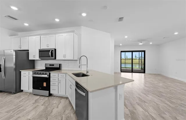 $435,000 | 18833 Indian Rock Place, Bradenton, FL 34212