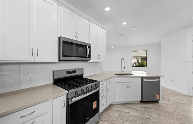 $435,000 | 18833 Indian Rock Place, Bradenton, FL 34212