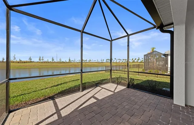 $435,000 | 18833 Indian Rock Place, Bradenton, FL 34212