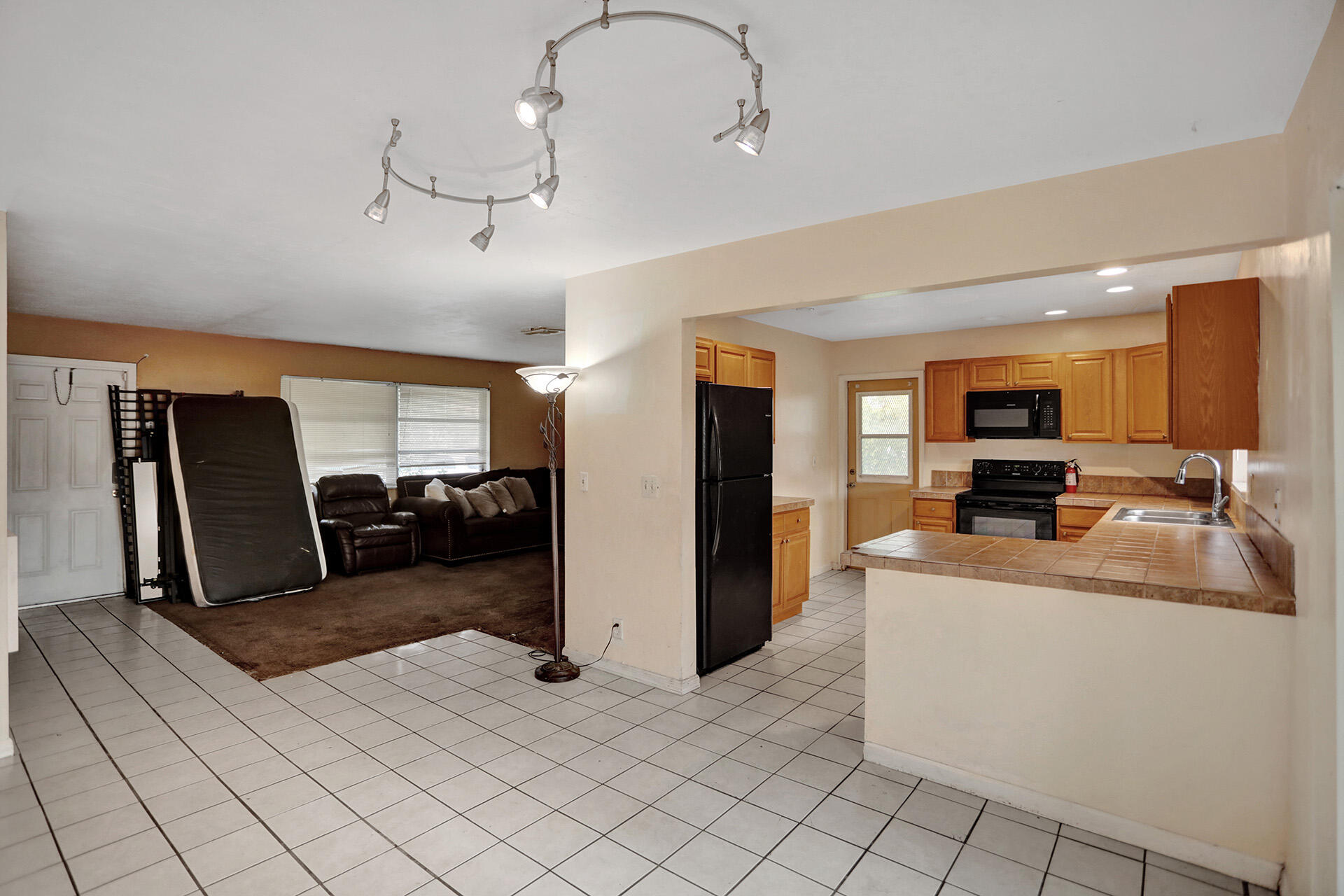1158 West 24th Street Riviera Beach, FL 33404 - Photo 15 of 30 Dining Room