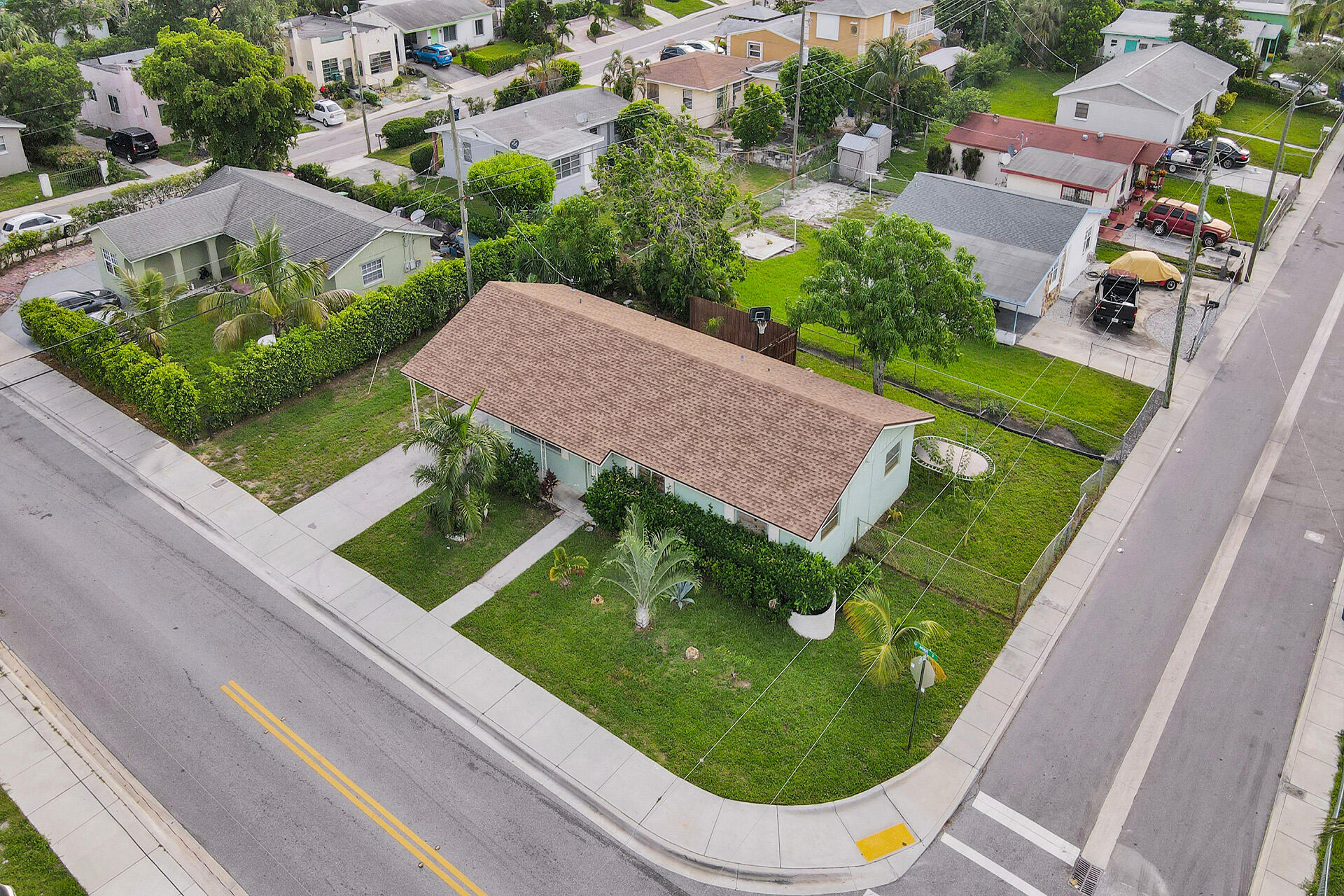1158 West 24th Street Riviera Beach, FL 33404 - Photo 29 of 30 Home Arial view side 3