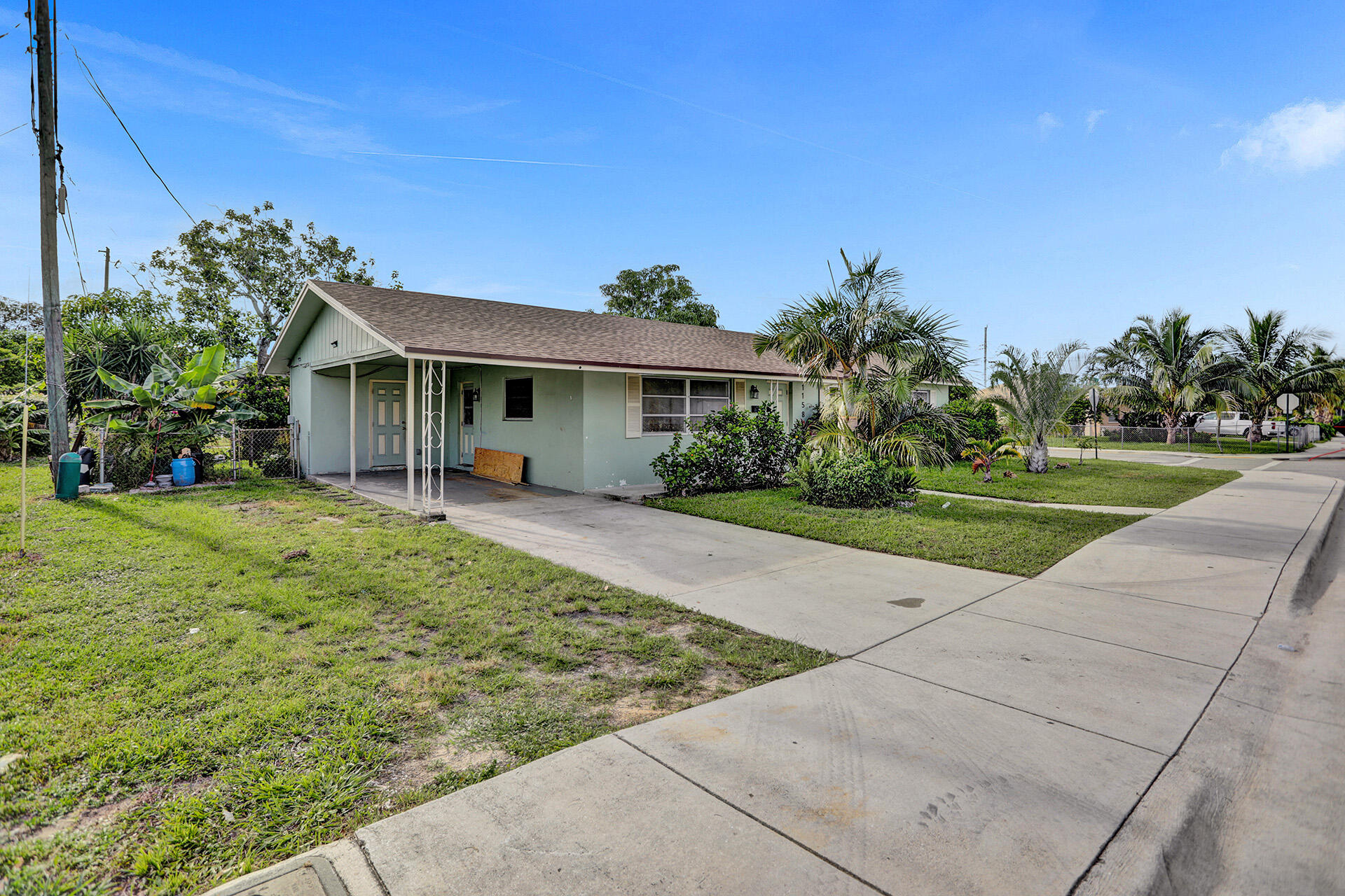 1158 West 24th Street Riviera Beach, FL 33404 - Photo 3 of 30 Side Front