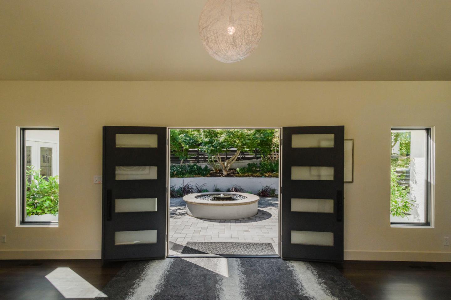 930 Hayne Road Hillsborough, CA 94010 - Photo 2 of 50 Gallery Image 2