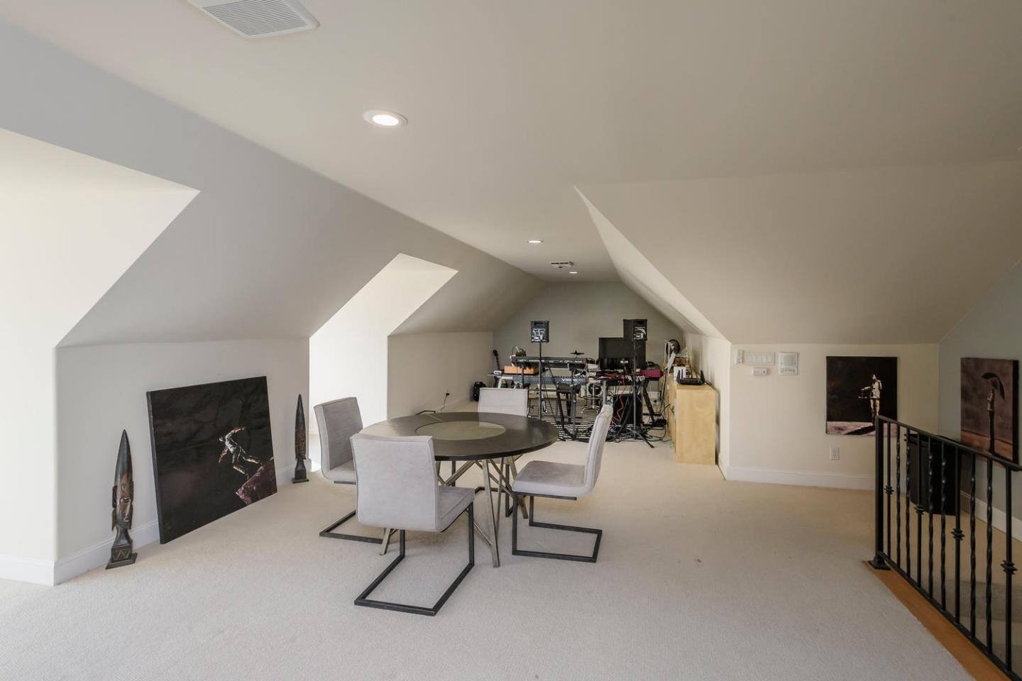 930 Hayne Road Hillsborough, CA 94010 - Photo 30 of 50 Gallery Image 30