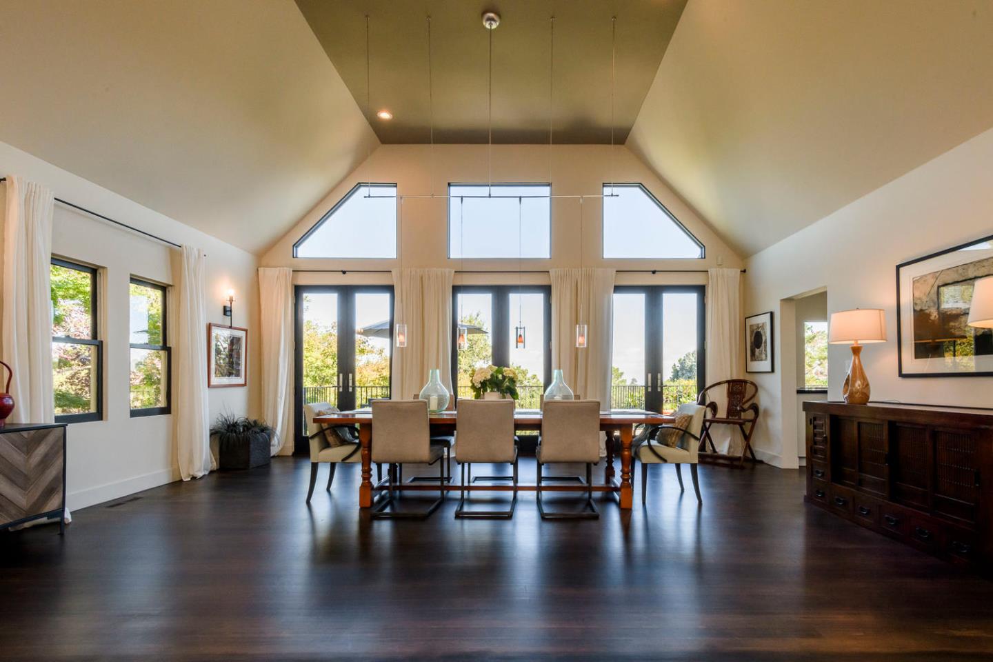 930 Hayne Road Hillsborough, CA 94010 - Photo 7 of 50 Gallery Image 7