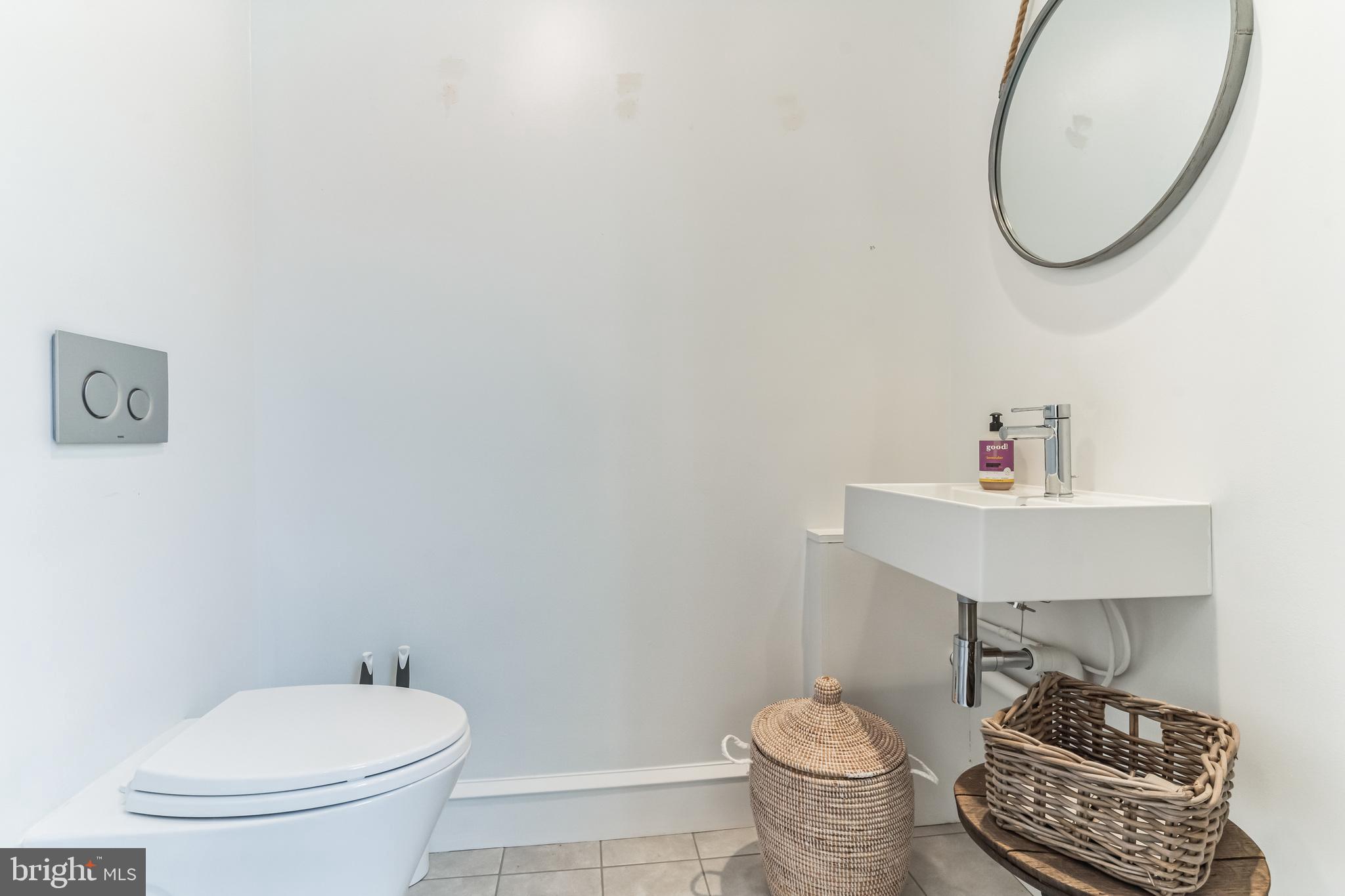 1108 Pine Street Philadelphia, PA 19107 - Photo 31 of 36