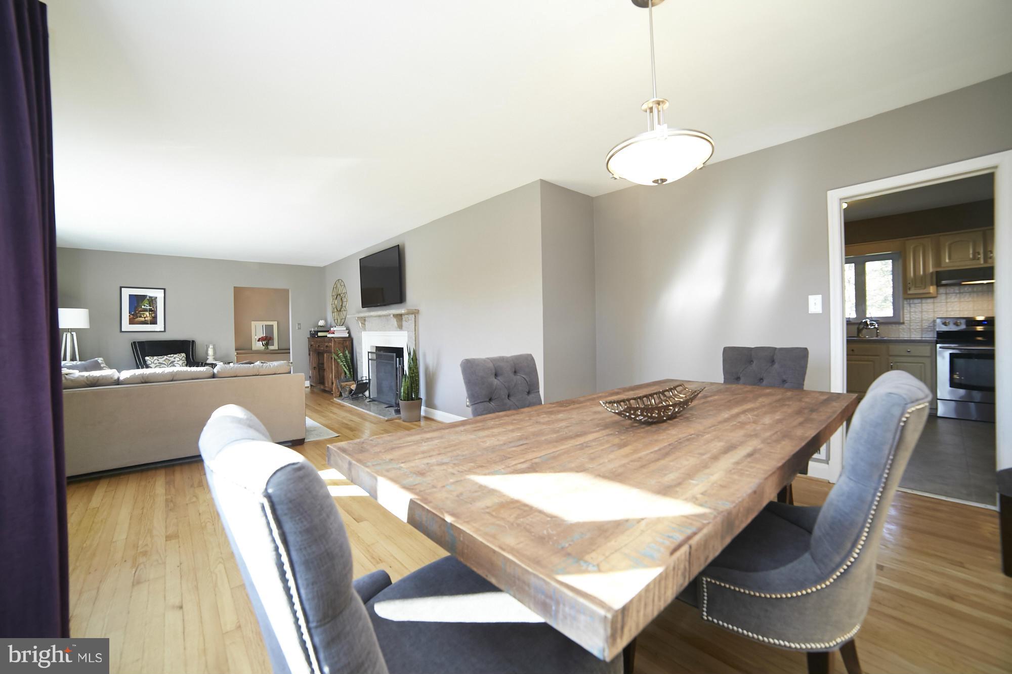 414 Range Road Towson, MD 21204 - Photo 7 of 30 Dining Room