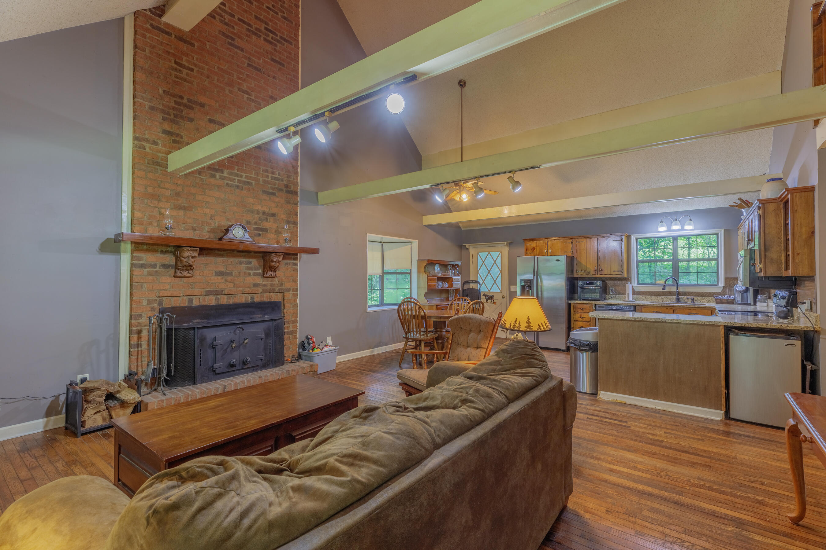 9527 East Brainerd Road Chattanooga, TN 37421 - Photo 21 of 52 9527 E Brainerd HD -19
