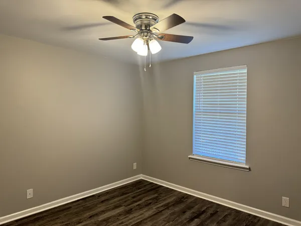 $1,095 | 423 Cook Drive, Unit A, Clarksville, TN 37042