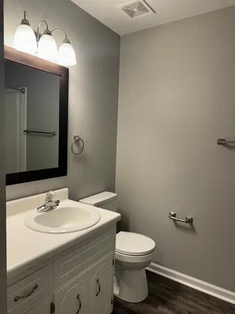 $1,095 | 423 Cook Drive, Unit A, Clarksville, TN 37042