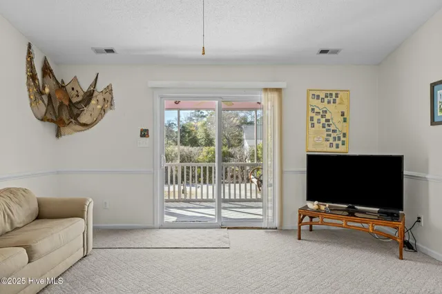 $625,000 | 402 Lee Avenue, Emerald Isle, NC 28594