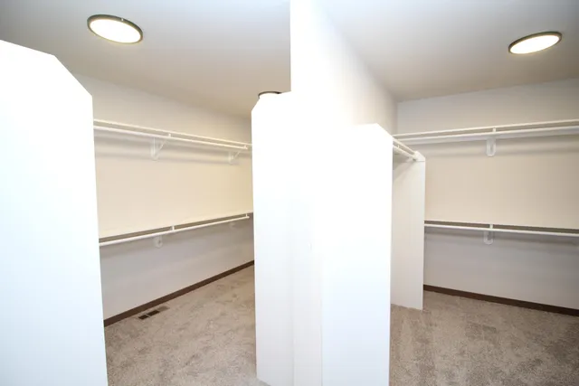 $683,900 | 725 Brookview Court, Caledonia, WI 53402