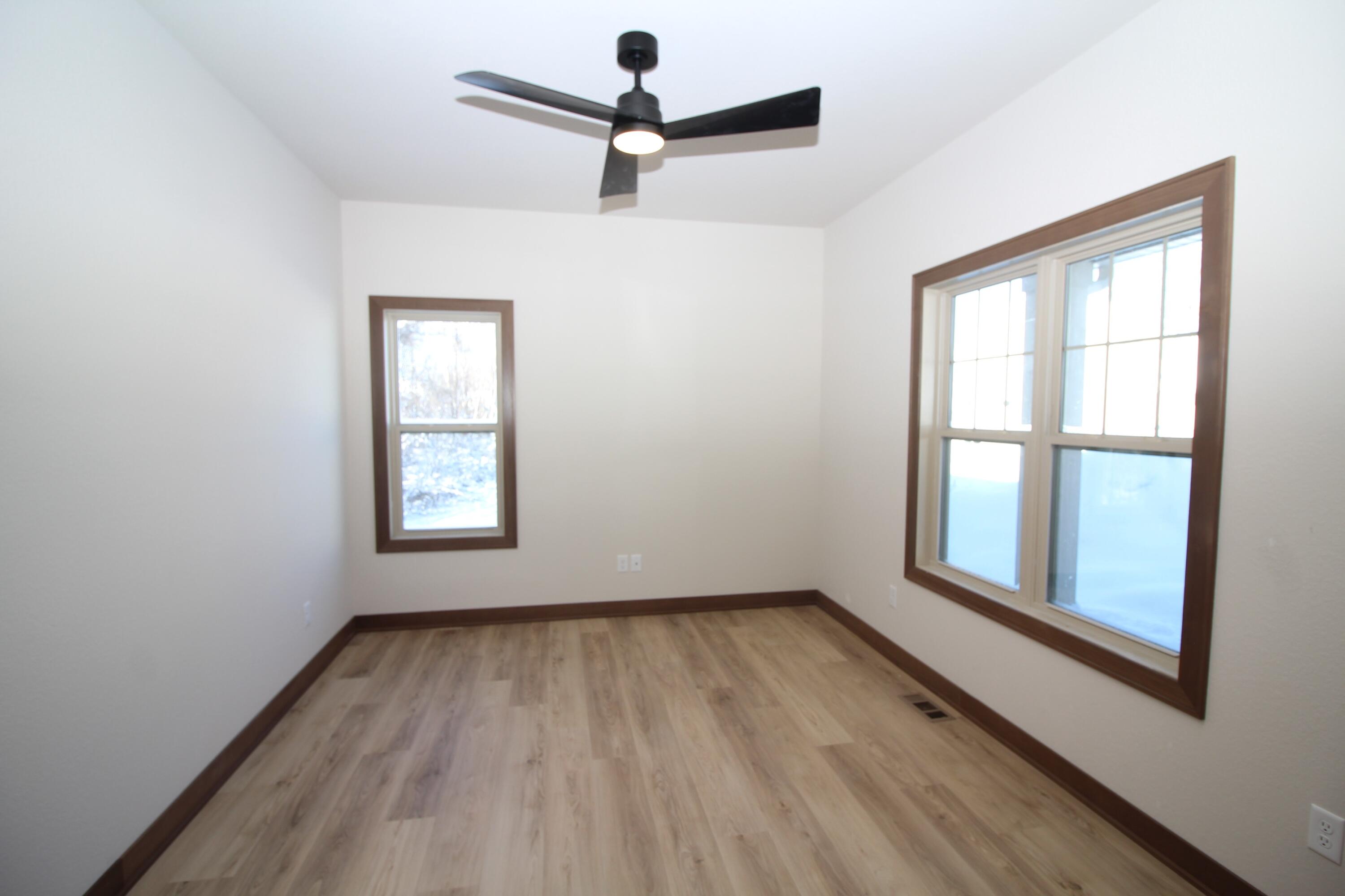 725 Brookview Court Caledonia, WI 53402 - Photo 24 of 29 IMG_89791_inPixio