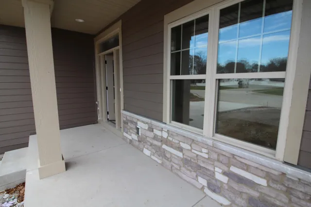 $683,900 | 725 Brookview Court, Caledonia, WI 53402