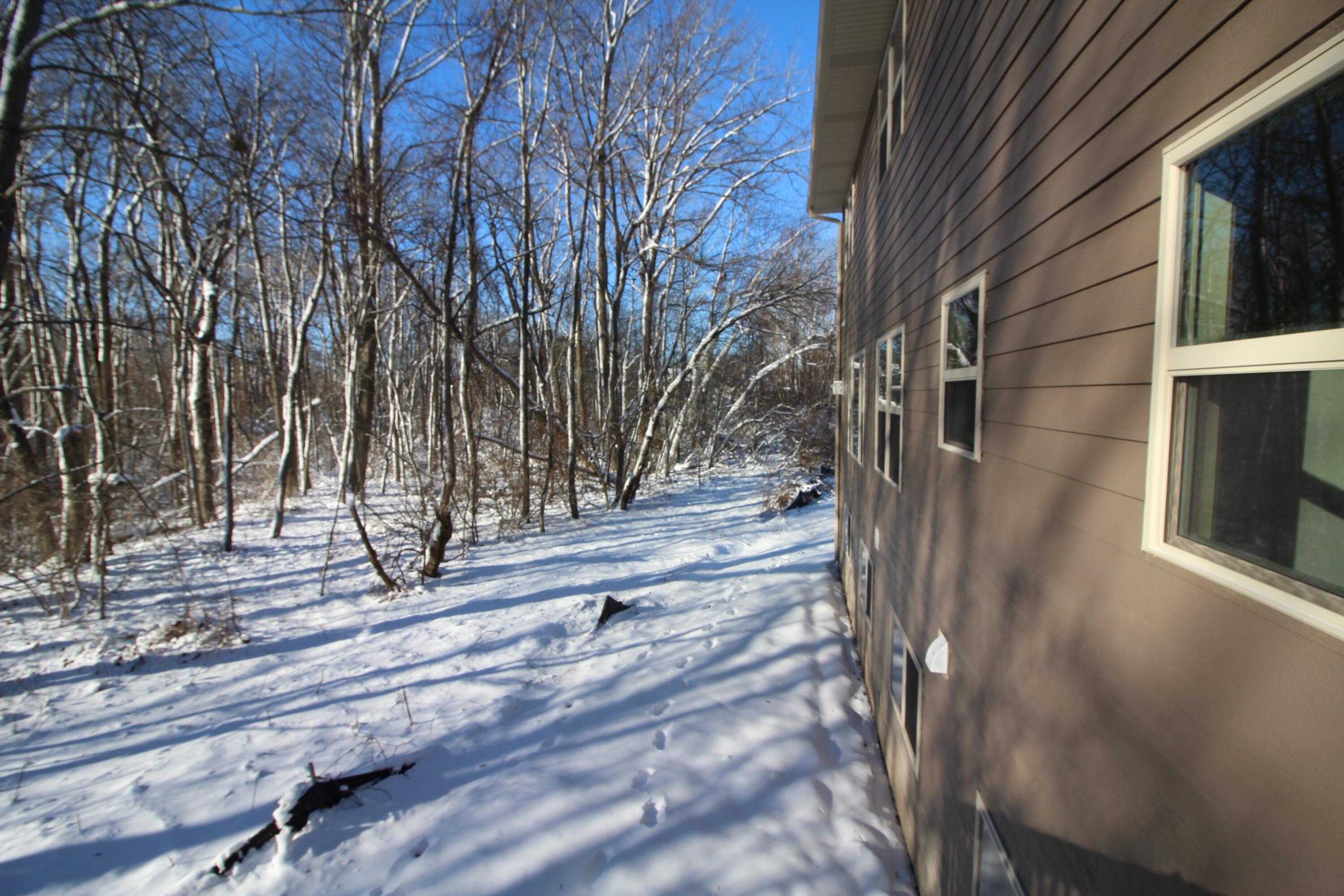 725 Brookview Court Caledonia, WI 53402 - Photo 8 of 29 IMG_90061_inPixio