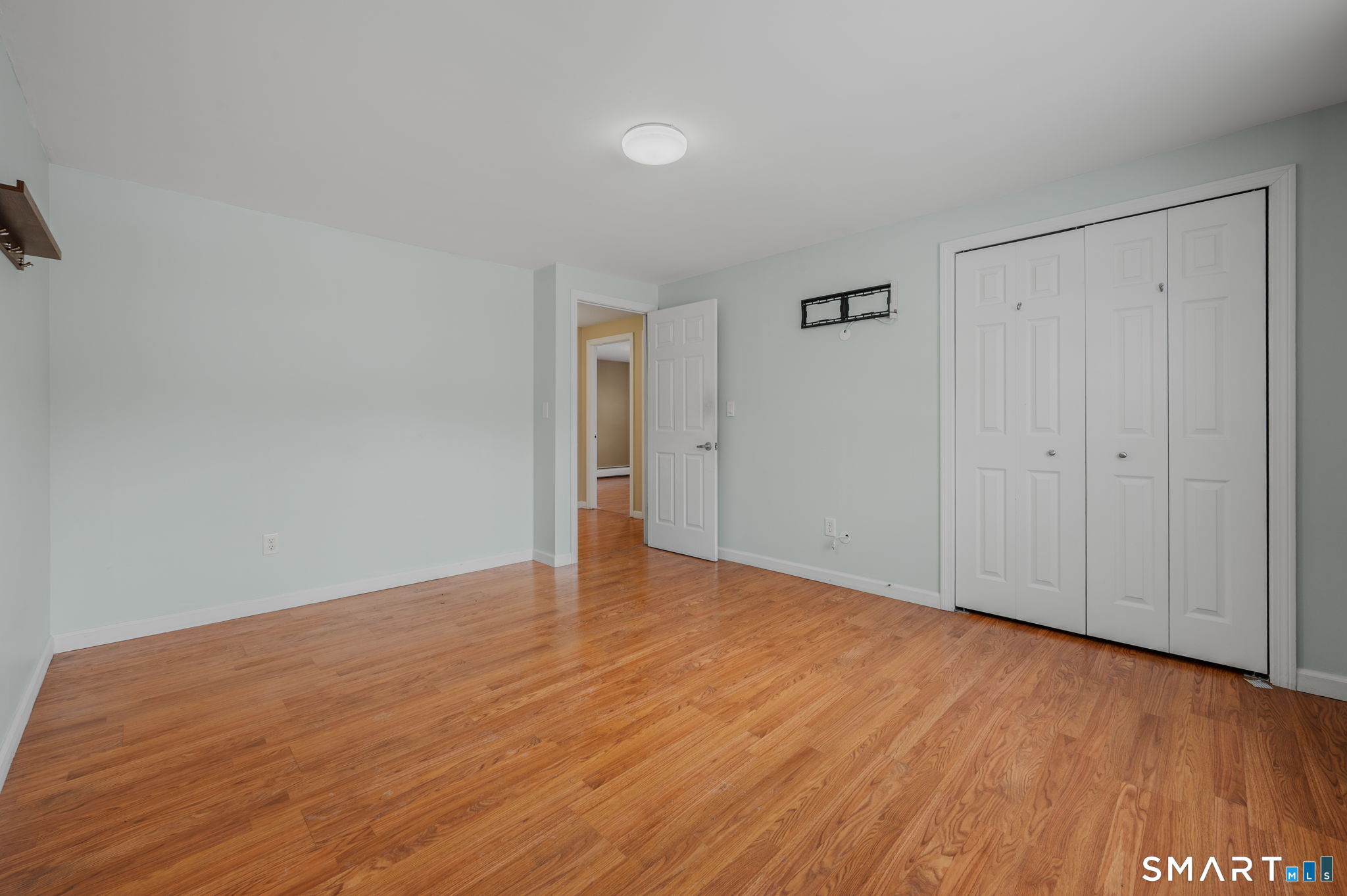 335 Judson Avenue Groton, CT 06355 - Photo 18 of 40