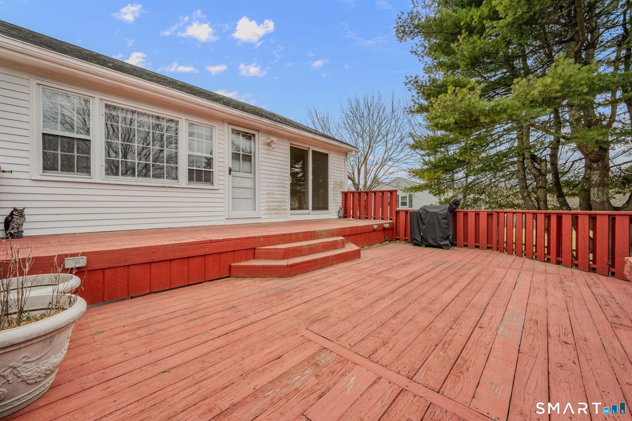 335 Judson Avenue Groton, CT 06355 - Photo 37 of 40