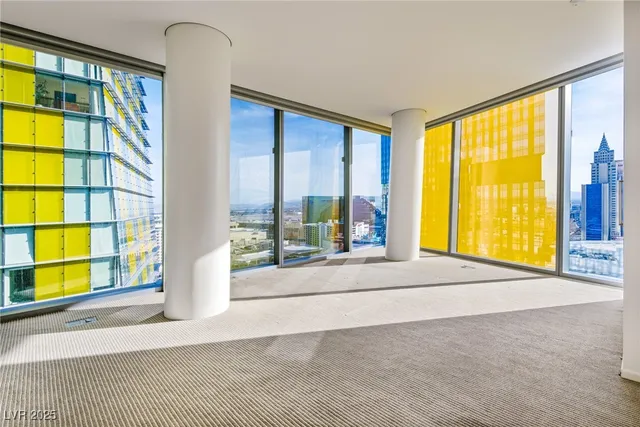 $3,300 | 3726 South Las Vegas Boulevard, Unit 2008, Las Vegas, NV 89158