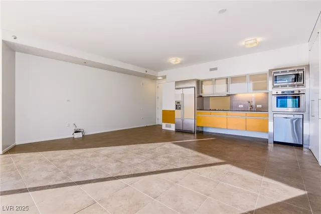 $3,300 | 3726 South Las Vegas Boulevard, Unit 2008, Las Vegas, NV 89158