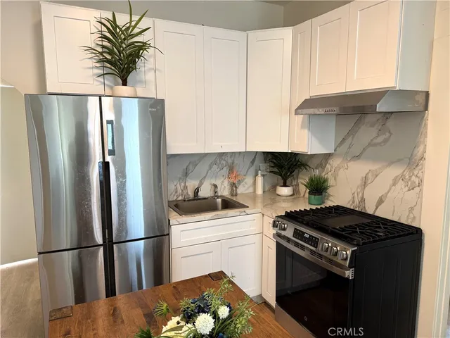 $3,208 | 315 North Alvarado Street, Los Angeles, CA 90026