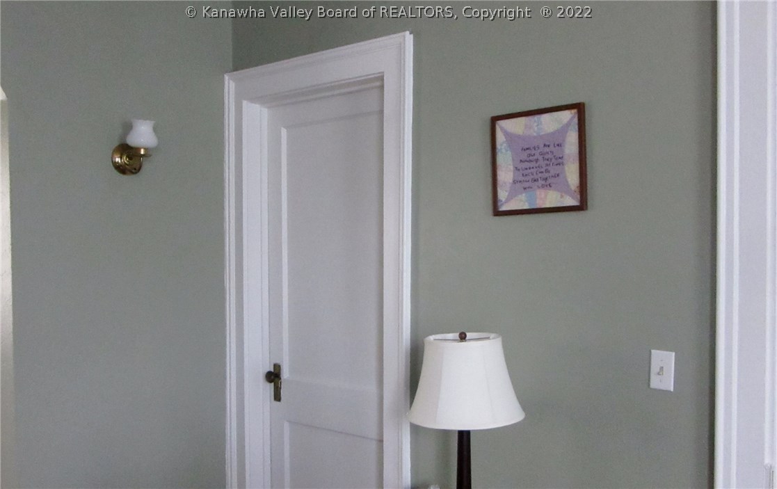 803 Main Street Point Pleasant, WV 25550 - Photo 16 of 30 Gallery Image 16