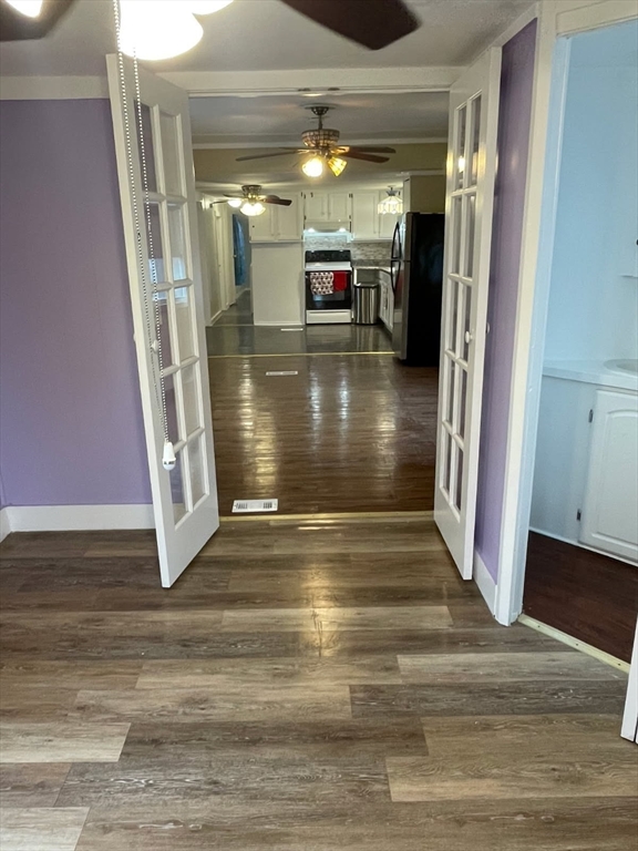 252 Newbury Street, Unit 71 Peabody, MA 01960 - Photo 14 of 22 a view of entryway