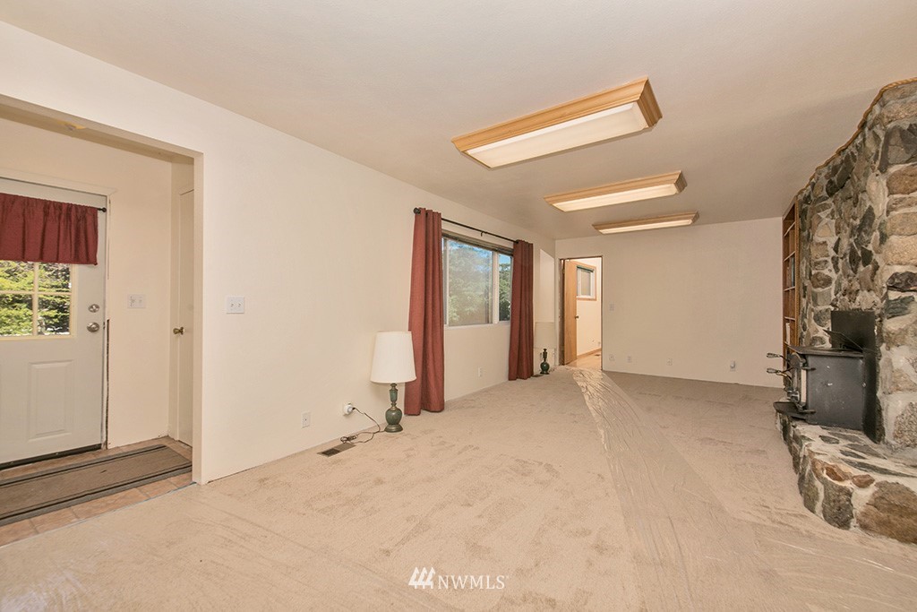 2890 Hunt Road Oak Harbor, WA 98277 - Photo 6 of 23 Gallery Image 6
