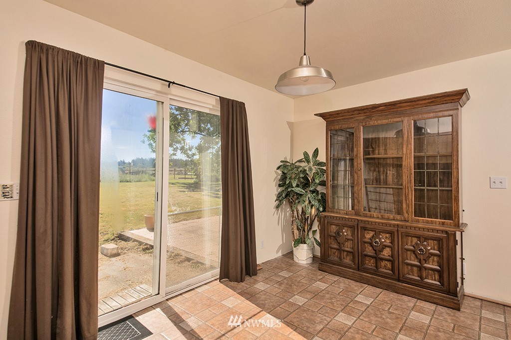 2890 Hunt Road Oak Harbor, WA 98277 - Photo 7 of 23 Gallery Image 7