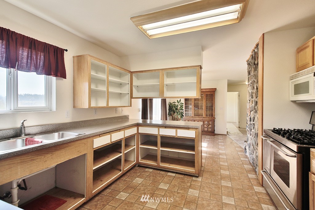 2890 Hunt Road Oak Harbor, WA 98277 - Photo 10 of 23 Gallery Image 10