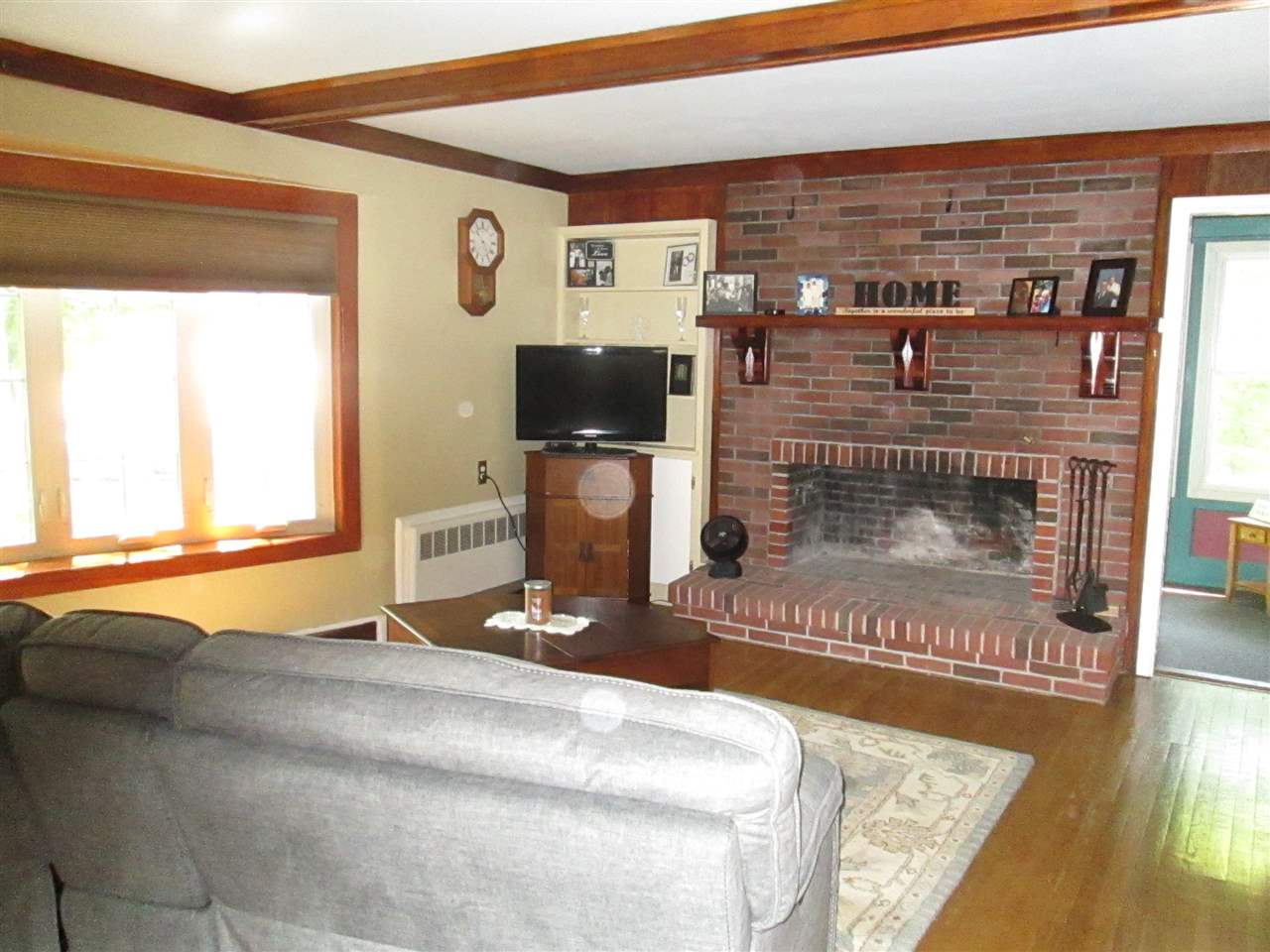 10 Bruce Road Manchester, NH 03104 - Photo 5 of 32