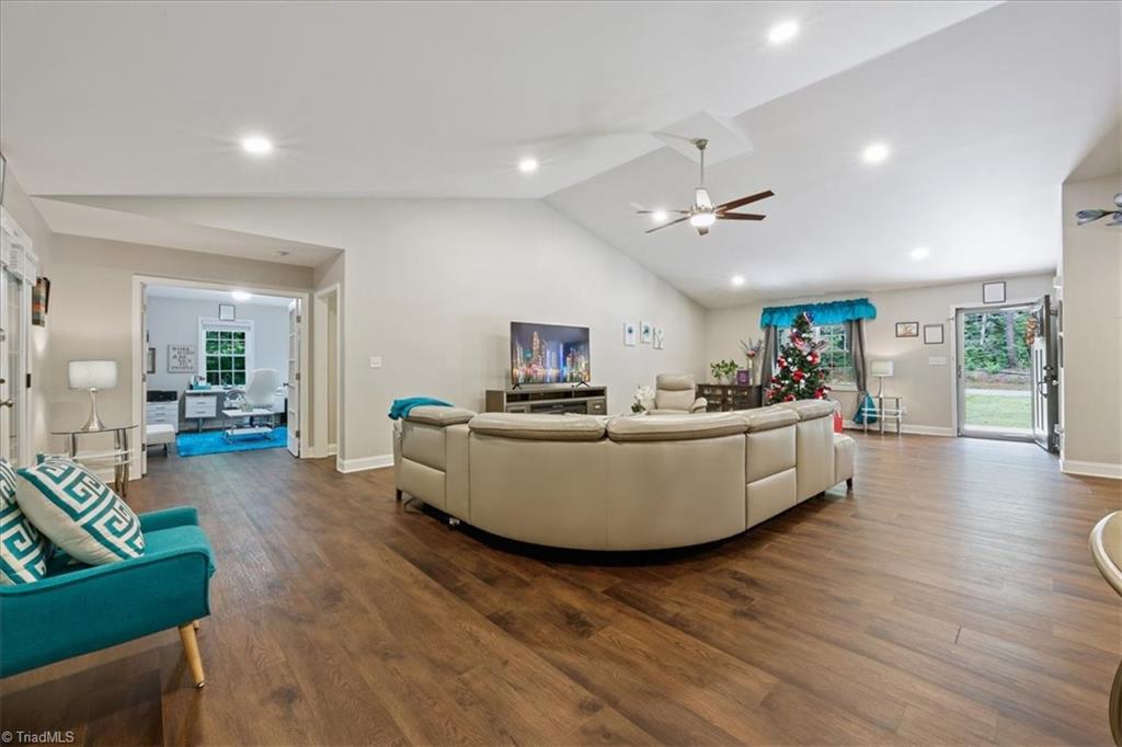 5086 Appalachian Road Winston-Salem, NC 27105 - Photo 10 of 50