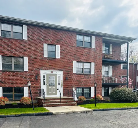 $2,200 | 90 Neponset Street, Unit 801, Canton, MA 02021