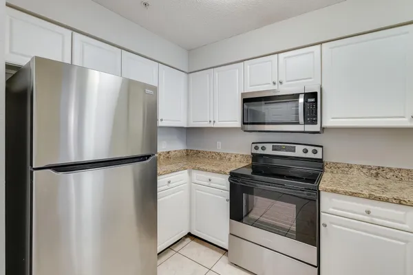 $245,900 | 4270 Calinda Lane, Unit 343, Niceville, FL 32578