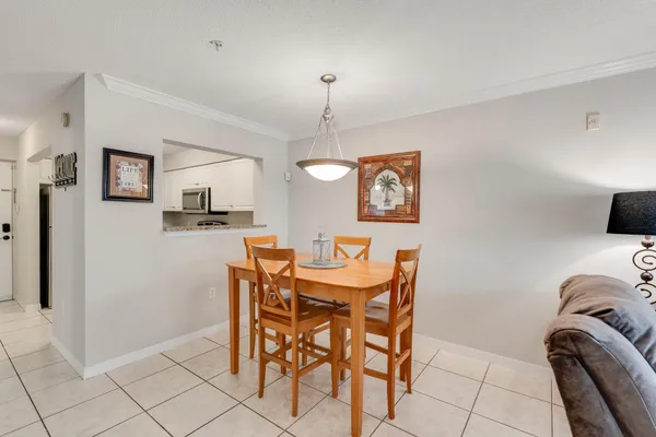 $245,900 | 4270 Calinda Lane, Unit 343, Niceville, FL 32578