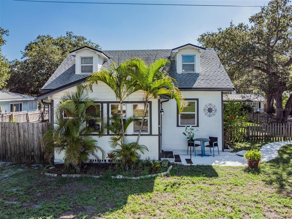 304 5th Avenue Southwest Largo, FL 33770 - Photo 1 of 1