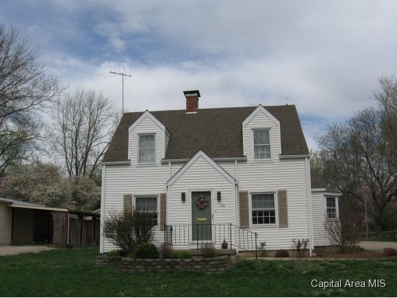 130 Circle Drive Springfield, IL 62703 - Photo 1 of 11