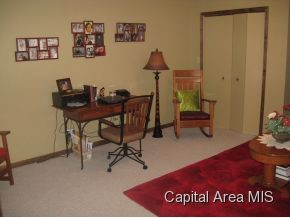 130 Circle Drive Springfield, IL 62703 - Photo 10 of 11