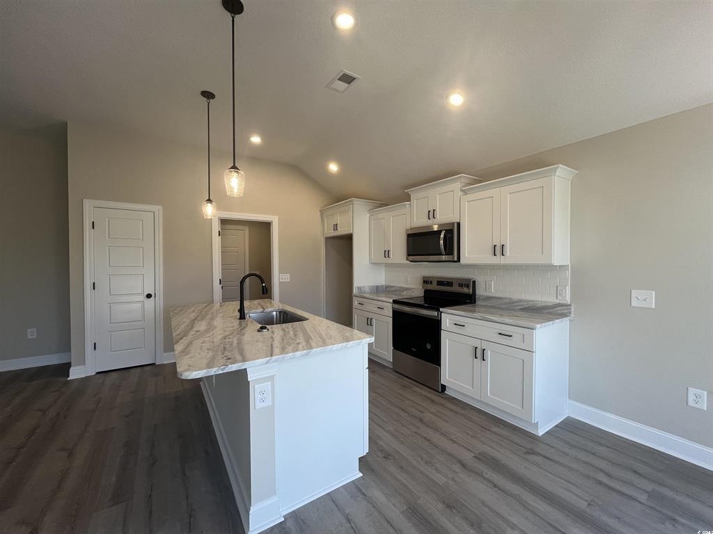 4300 Juniper Bay Road Conway, SC 29527 - Photo 5 of 17