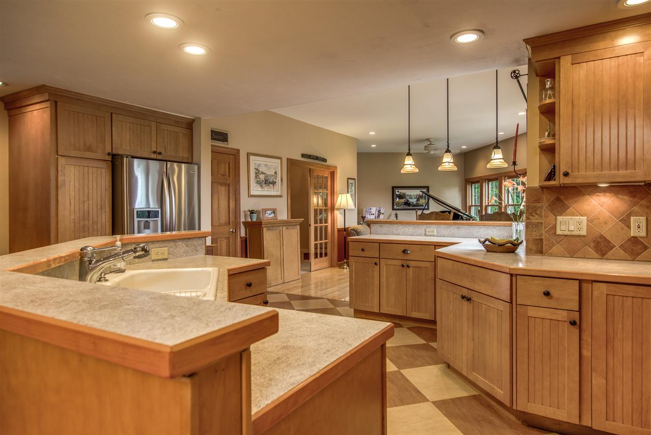 149 Beard Road New Boston, NH 03070 - Photo 13 of 40