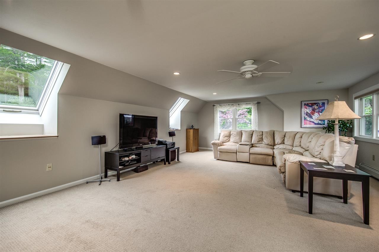 149 Beard Road New Boston, NH 03070 - Photo 23 of 40