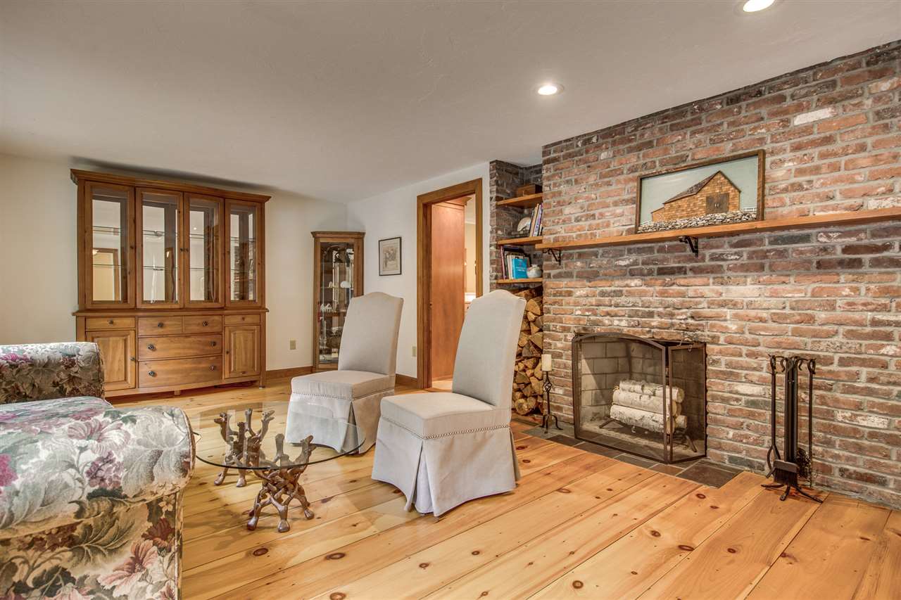 149 Beard Road New Boston, NH 03070 - Photo 4 of 40