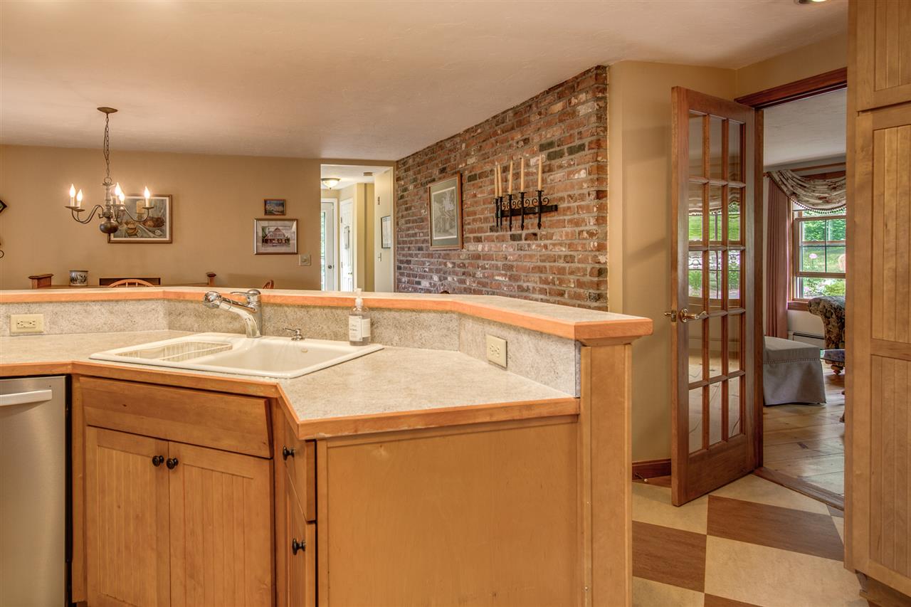 149 Beard Road New Boston, NH 03070 - Photo 10 of 40