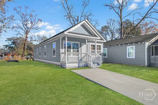 $249,000 | 2102 Paige Avenue, Savannah, GA 31405