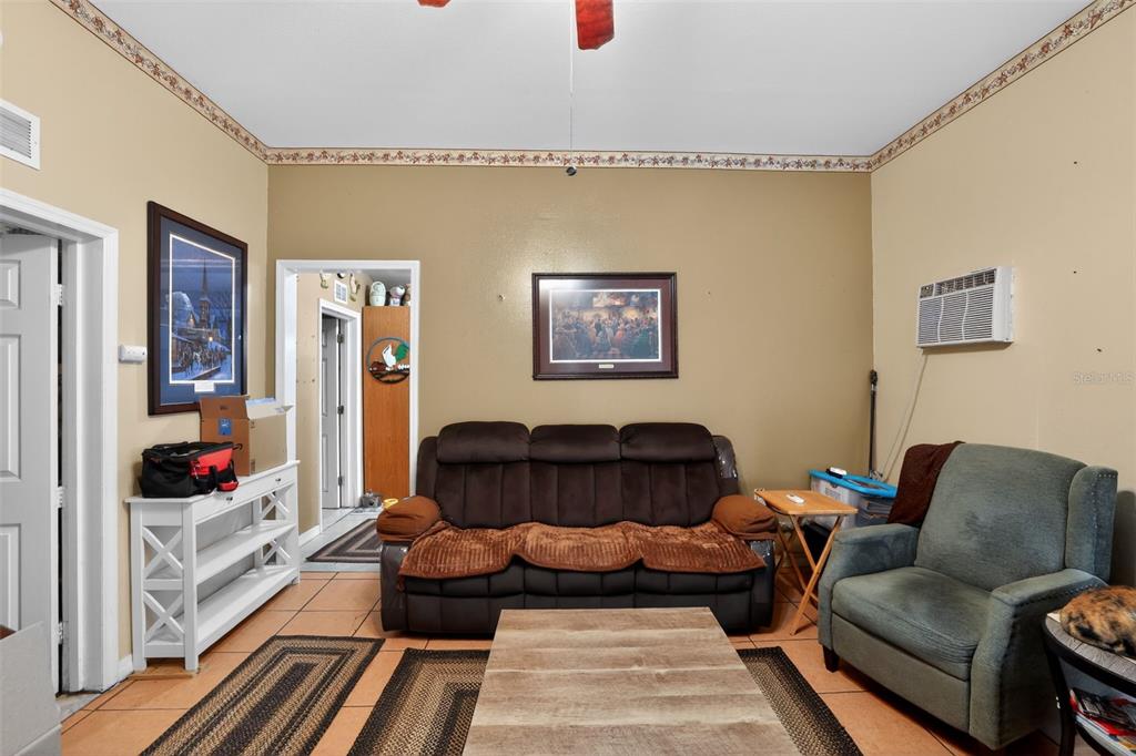 702 Northwest 3rd Street Mulberry, FL 33860 - Photo 6 of 51