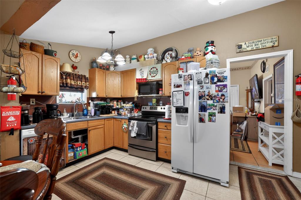 702 Northwest 3rd Street Mulberry, FL 33860 - Photo 10 of 51