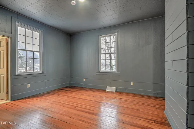 $265,000 | 308 East Main Street, Saltville, VA 24370