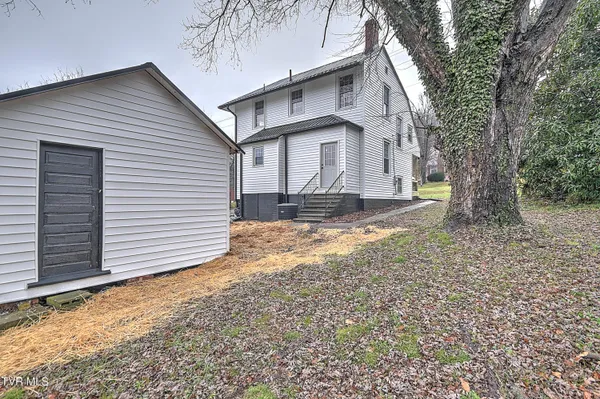 $259,900 | 308 East Main Street, Saltville, VA 24370