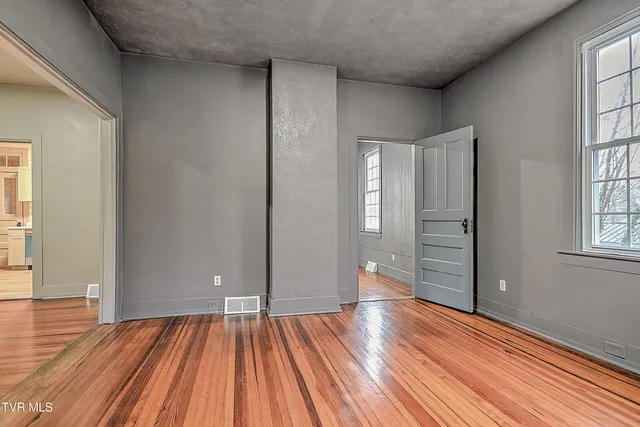 $265,000 | 308 East Main Street, Saltville, VA 24370