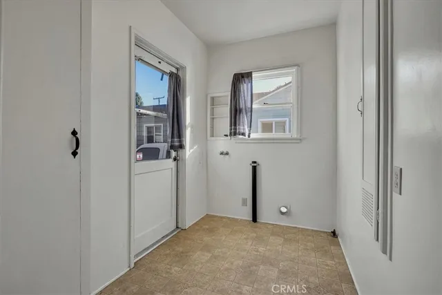 $725,000 | 6242 Acacia Avenue, Whittier, CA 90601