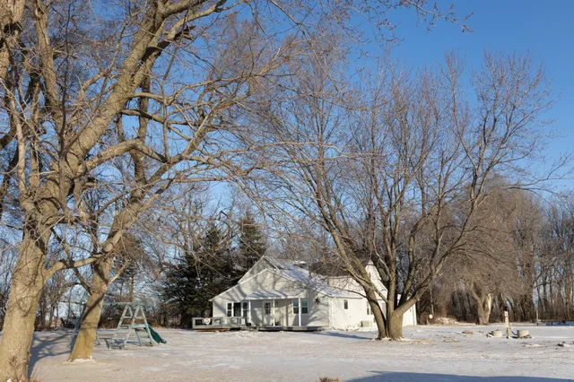 $369,000 | 28048 310th Street, Bigelow, MN 56117